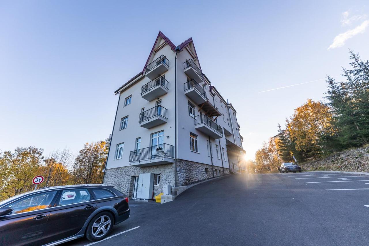 Vila Vlasta Apt. #401 Vysoke Tatry Ngoại thất bức ảnh